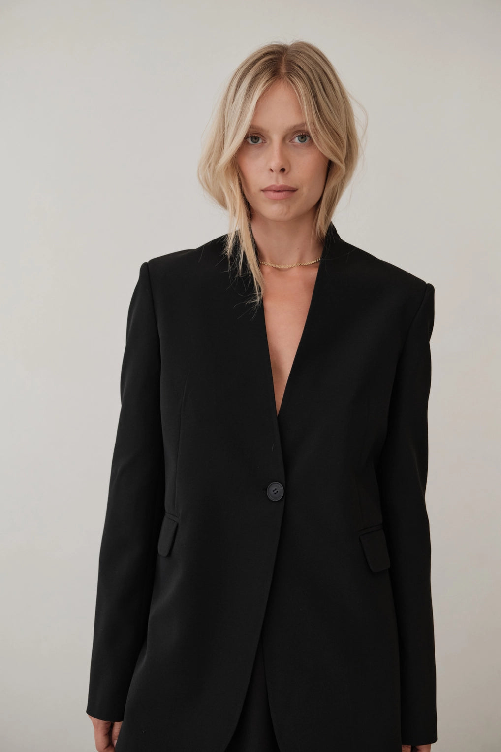 Lustre | Structured Single-Button Blazer