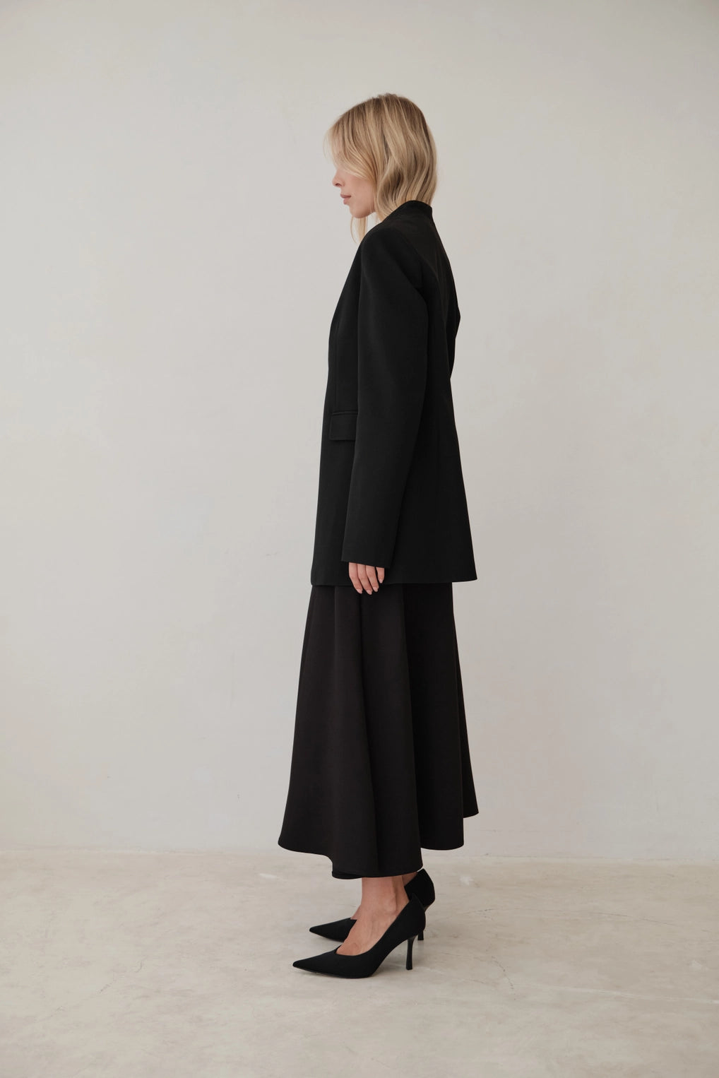 Lustre | Structured Single-Button Blazer