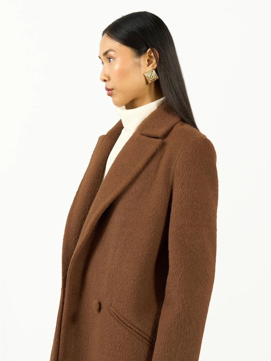 The Verona Cachet Coat