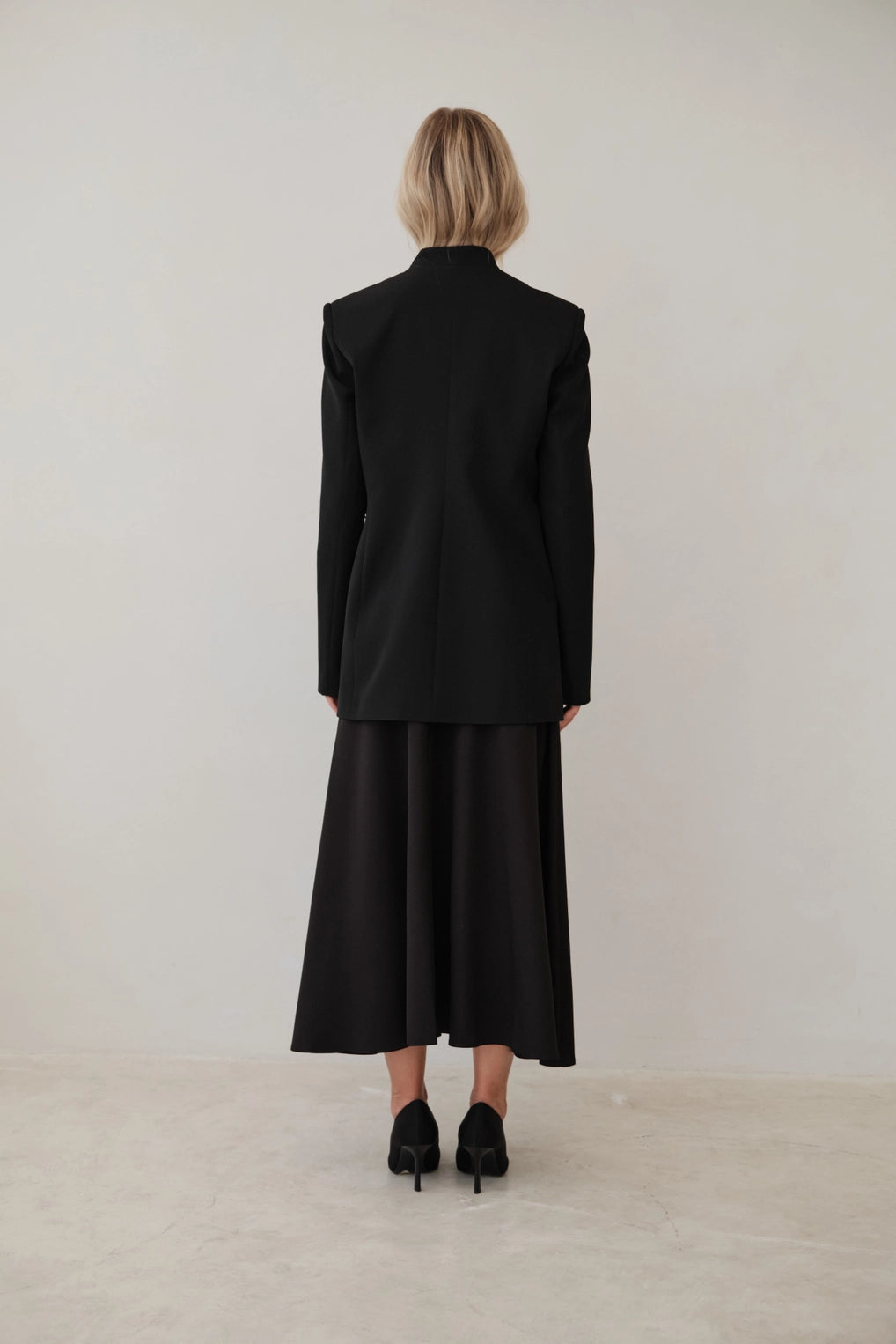 Lustre | Structured Single-Button Blazer