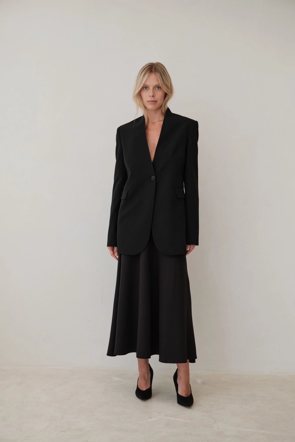 Lustre | Structured Single-Button Blazer