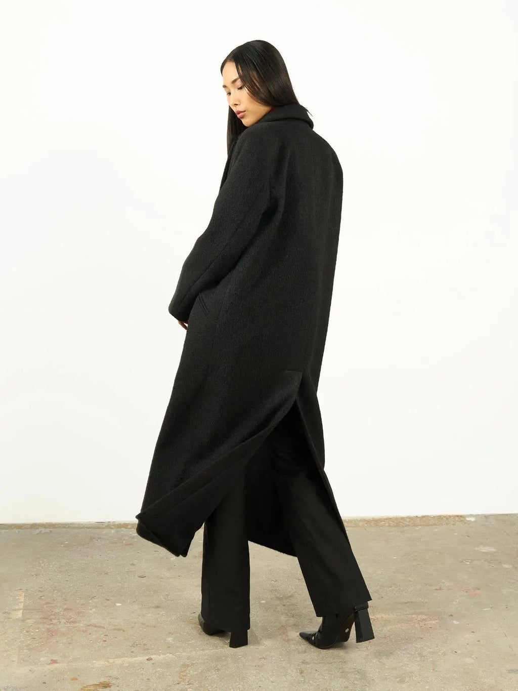 The Verona Cachet Coat